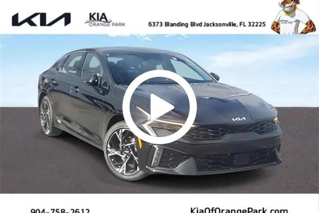2025 Kia K5 GT-Line photo 1