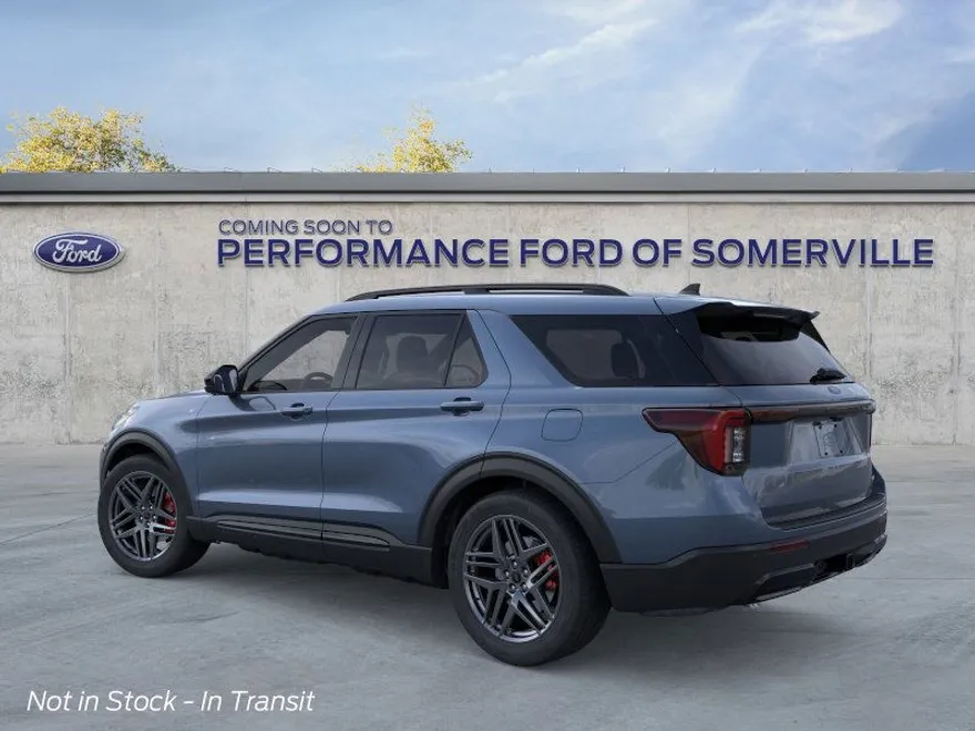 2025 Ford Explorer ST-Line photo 1