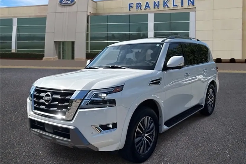 2023 Nissan Armada SL photo 1
