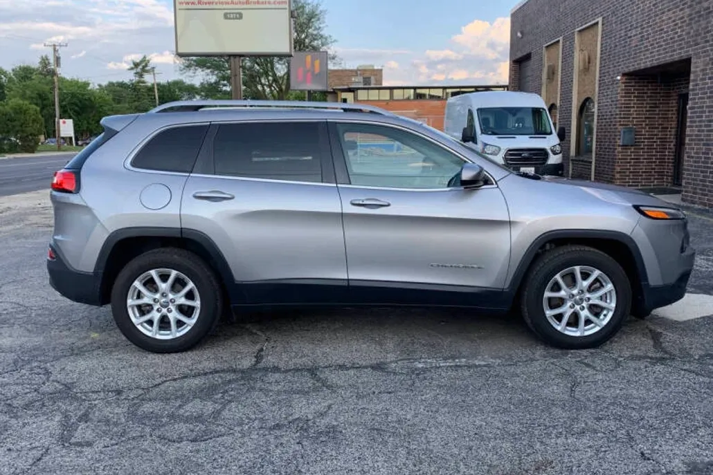 2018 Jeep Cherokee Latitude photo 1
