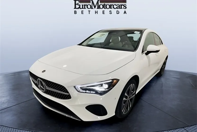 2025 Mercedes Benz CLA 250 4MATIC photo 1