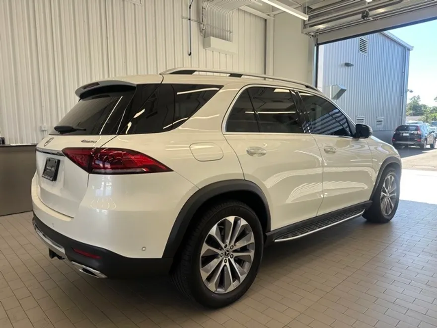 2022 Mercedes Benz GLE 350 4MATIC photo 1