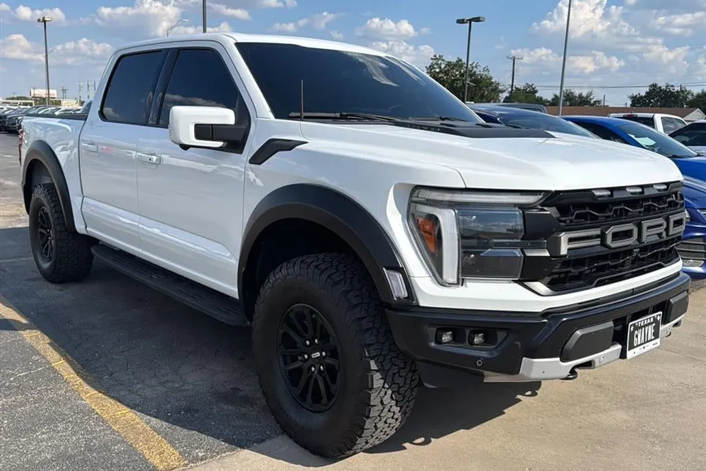 2024 Ford F-150 Raptor photo 1