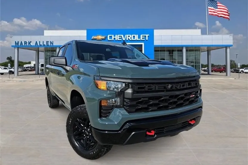 2026 Chevrolet Silverado 1500 Custom Trail Boss photo 1