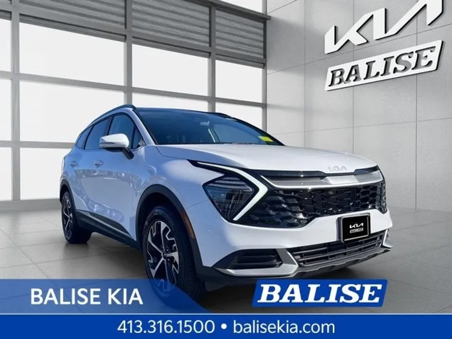 2025 Kia Sportage EX photo 1
