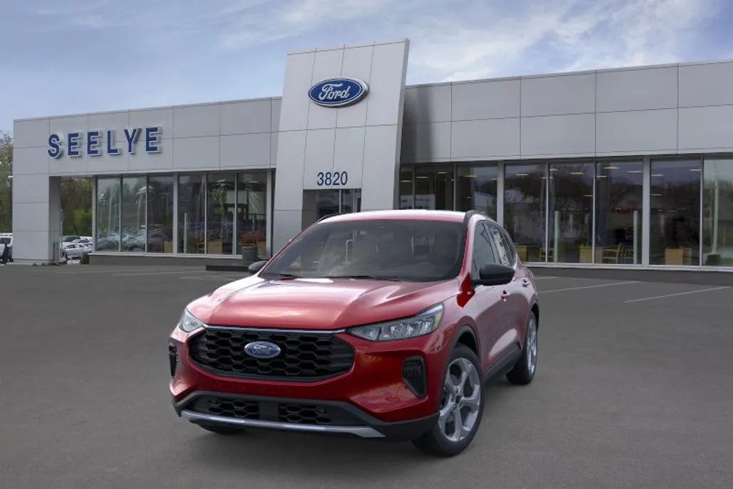 2025 Ford Escape ST-Line photo 1