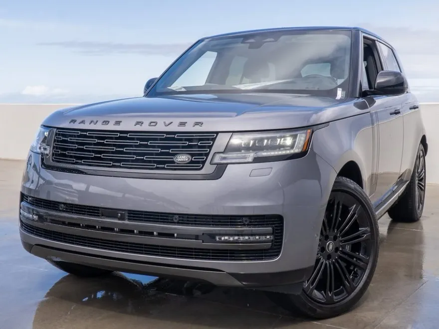 2025 Land Rover Range Rover SE photo 1
