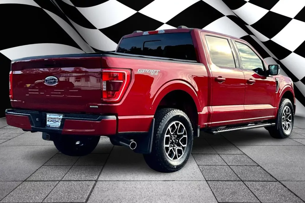 2022 Ford F-150 XLT photo 1