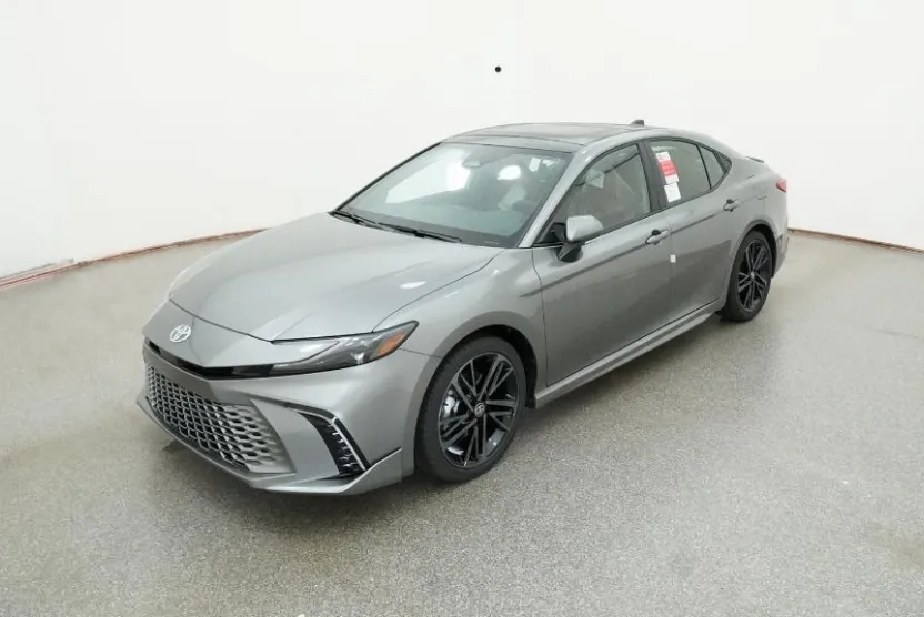2025 Toyota Camry XSE photo 1