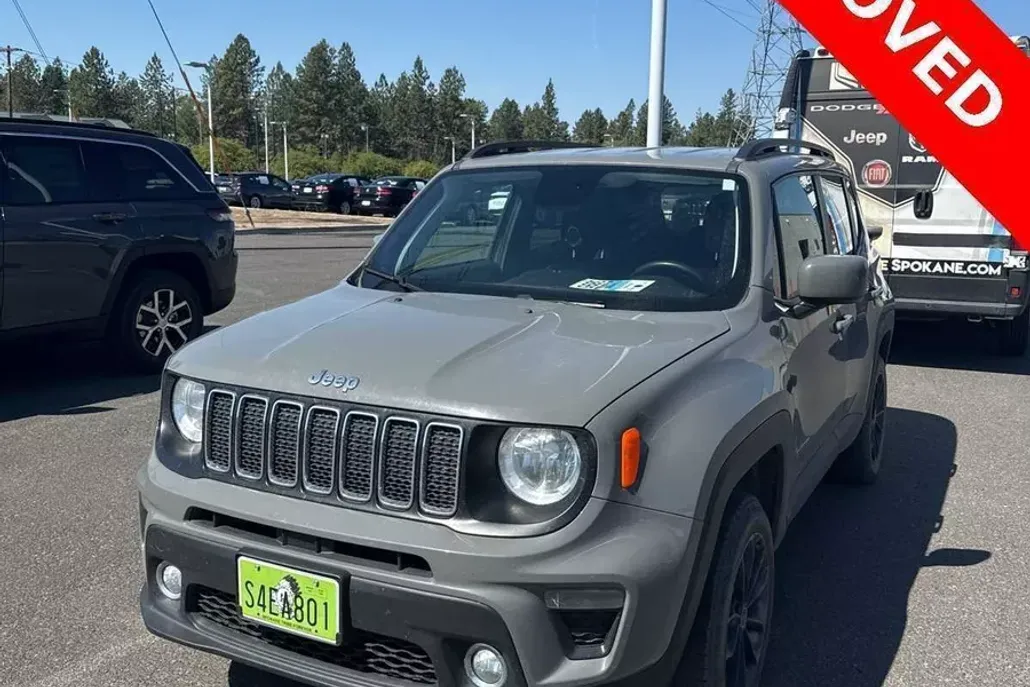 2020 Jeep Renegade Latitude photo 1