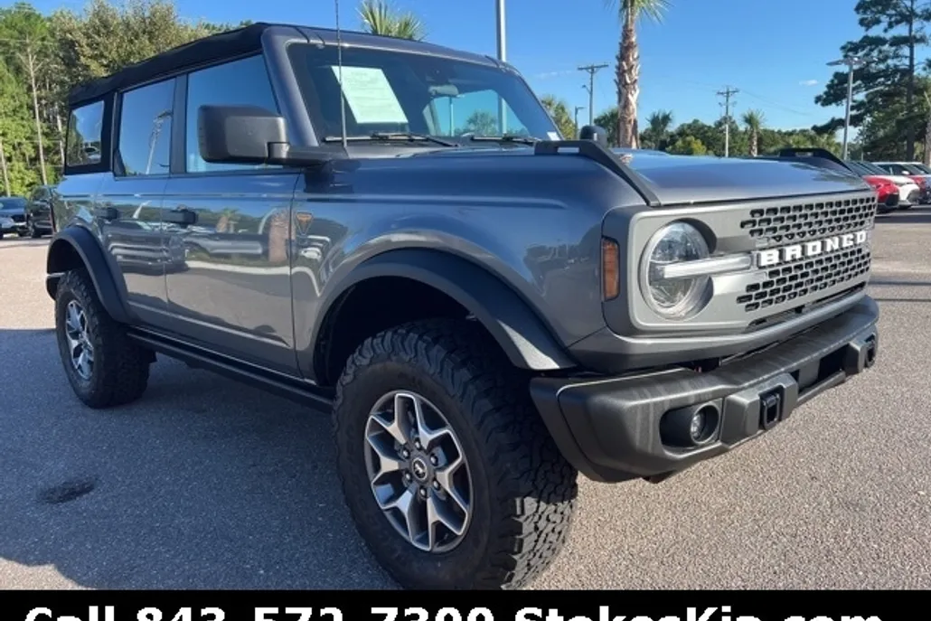 2023 Ford Bronco Base Big Bend Black Diamond Outer Banks Badlands Wildtrak Everglades photo 1