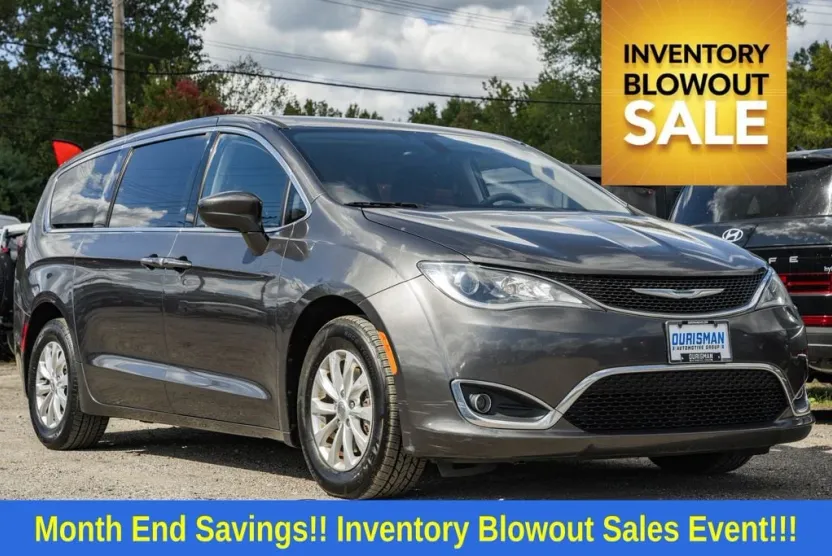 2018 Chrysler Pacifica Touring Plus photo 1