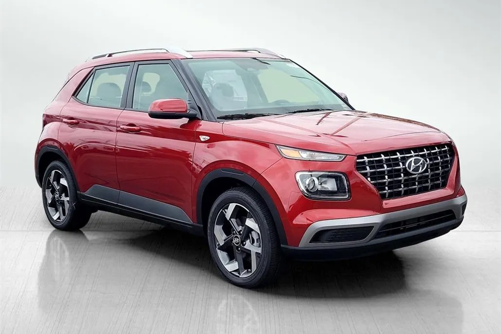 2025 Hyundai Venue SEL Limited photo 1