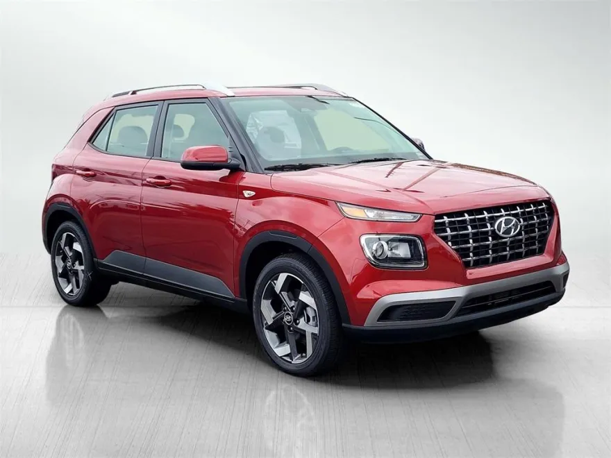 2025 Hyundai Venue SEL Limited photo 1