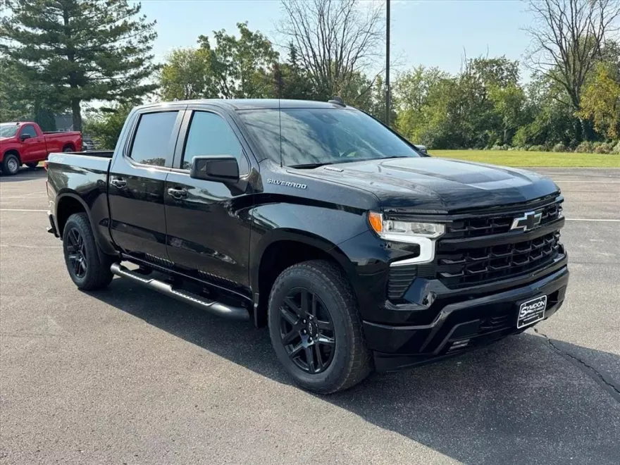 2026 Chevrolet Silverado 1500 RST photo 1