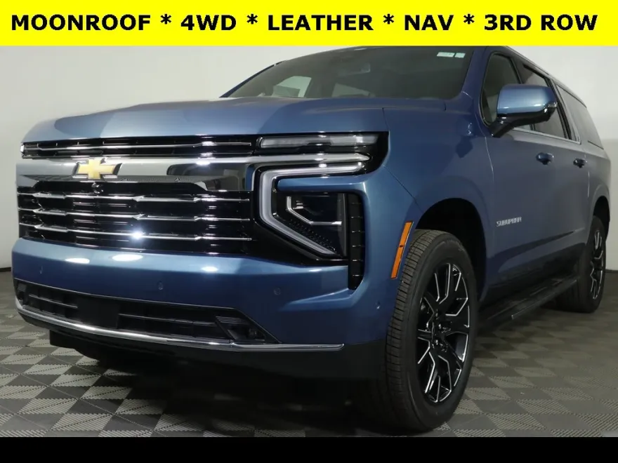 2025 Chevrolet Suburban LT photo 1
