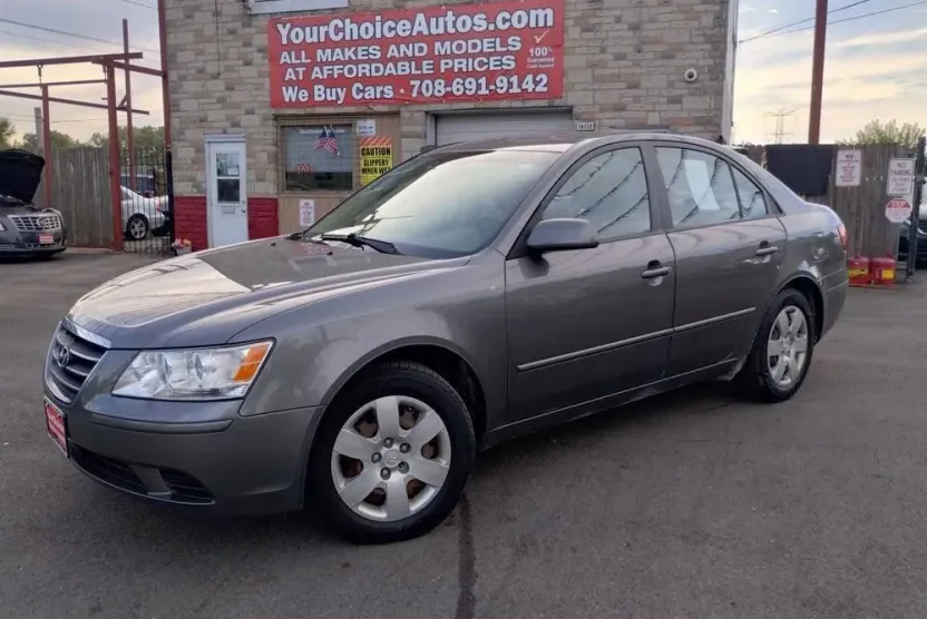 2010 Hyundai Sonata GLS photo 1