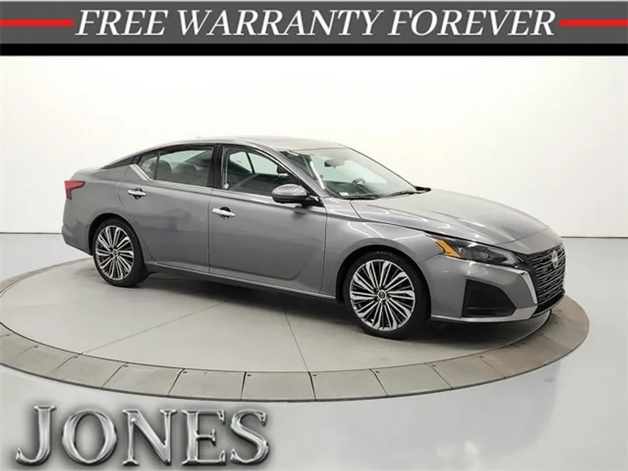 2023 Nissan Altima 2.5 SL photo 1