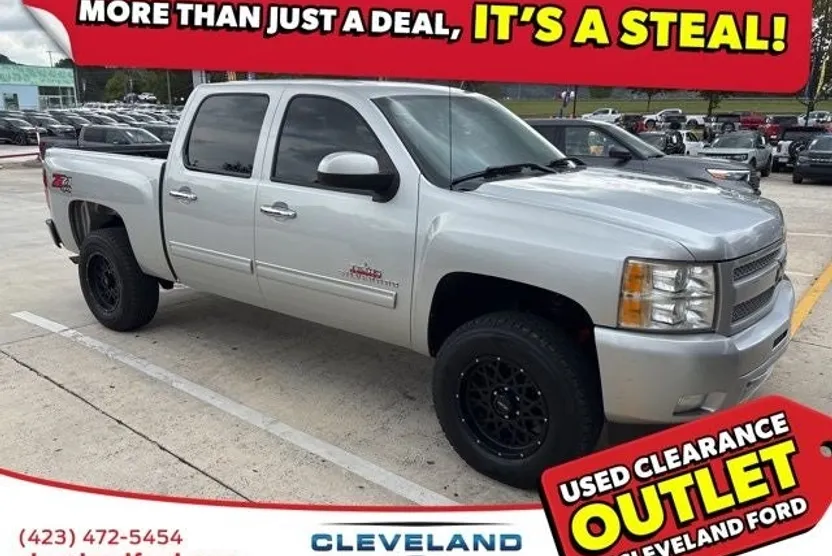 2010 Chevrolet Silverado 1500 LT photo 1