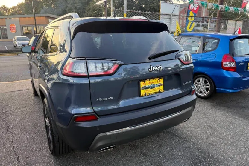 2019 Jeep Cherokee Limited photo 1