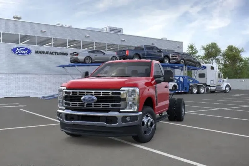 2026 Ford F-350 photo 1