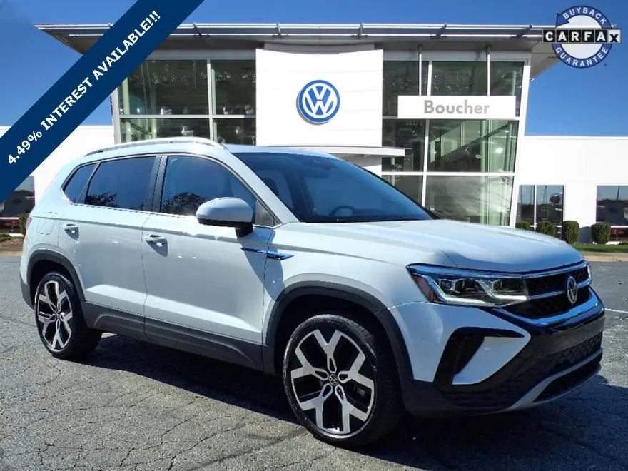 2022 Volkswagen Taos SEL photo 1