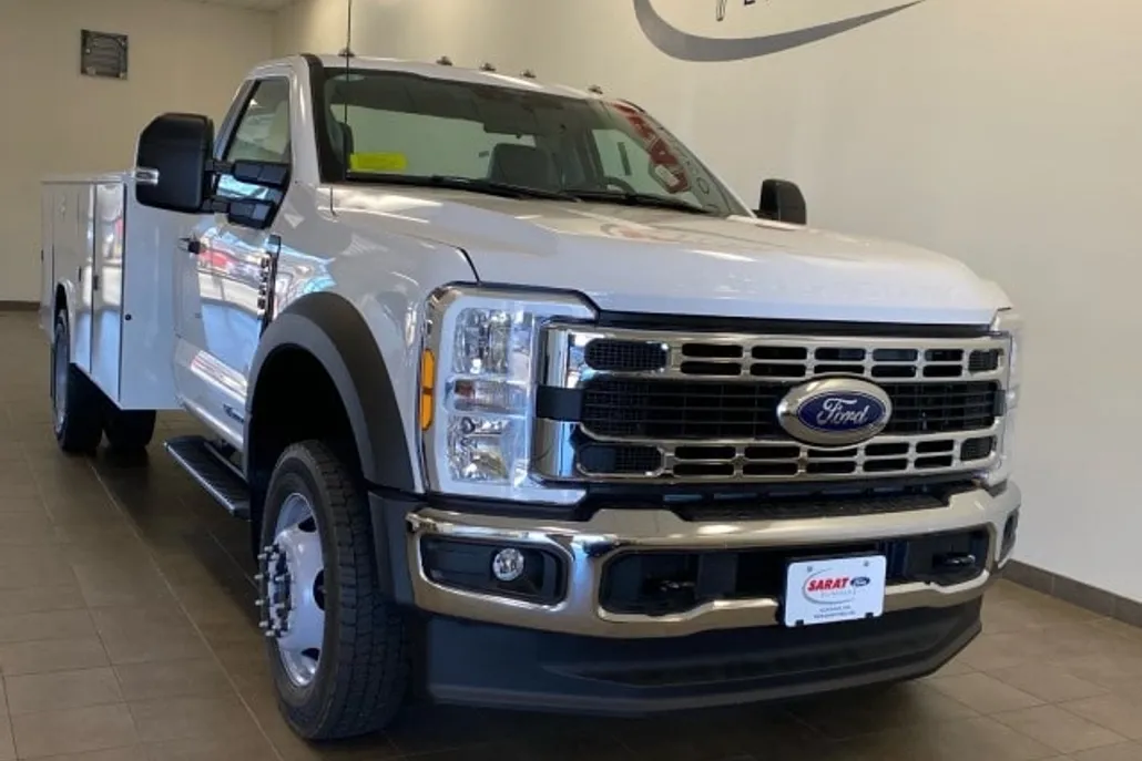 2024 Ford F-550 XL photo 1