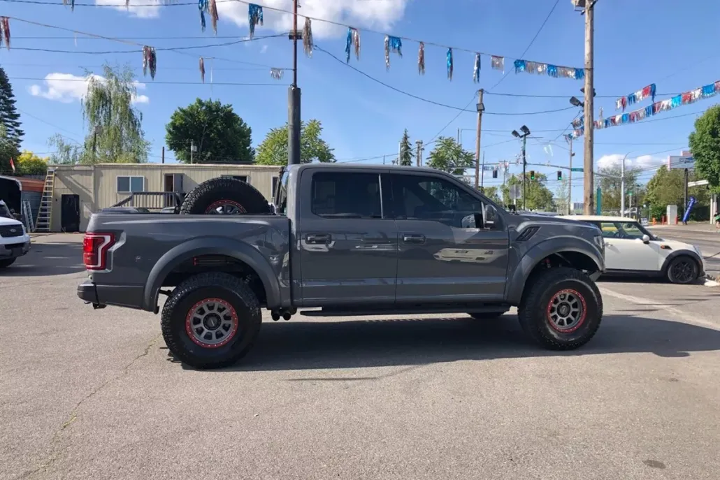2018 Ford F-150 Raptor photo 1
