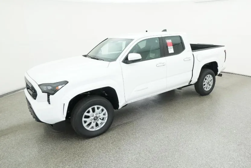 2025 Toyota Tacoma SR5 photo 1