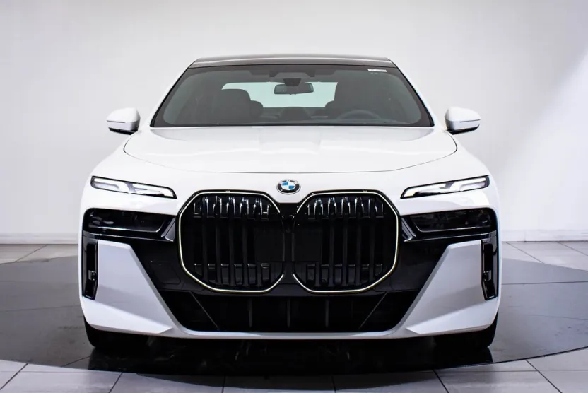 2025 Bmw 760i 760i xDrive photo 1