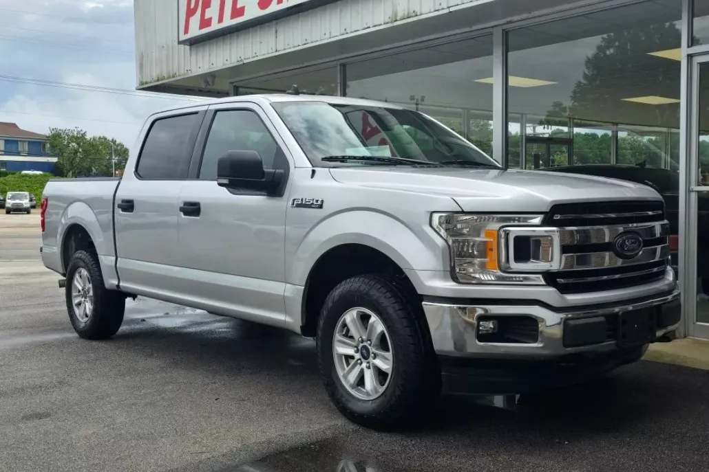 2019 Ford F-150 XLT photo 1