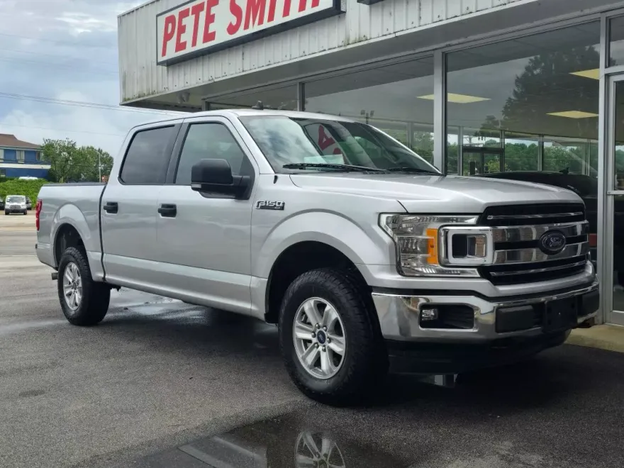 2019 Ford F-150 XLT photo 1