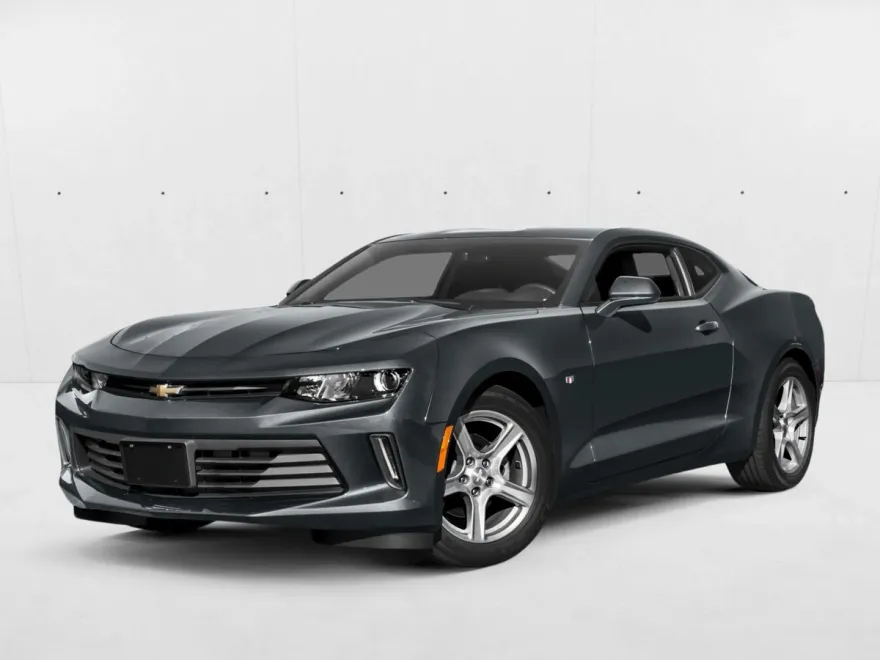 2017 Chevrolet Camaro 1LT photo 1