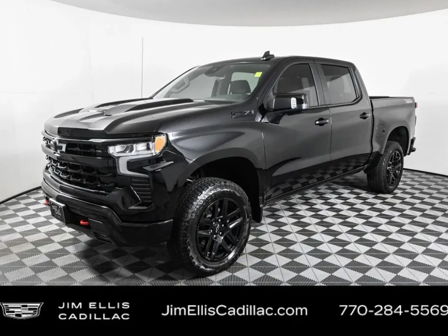 2025 Chevrolet Silverado 1500 LT Trail Boss photo 1