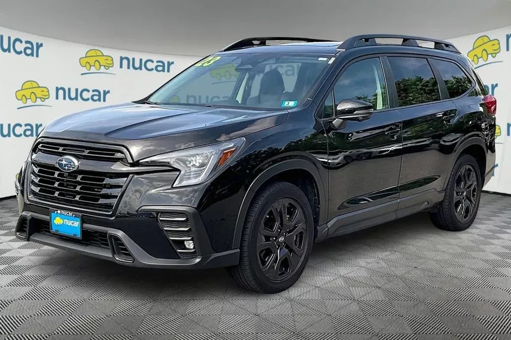 2023 Subaru Ascent Onyx Edition photo 1