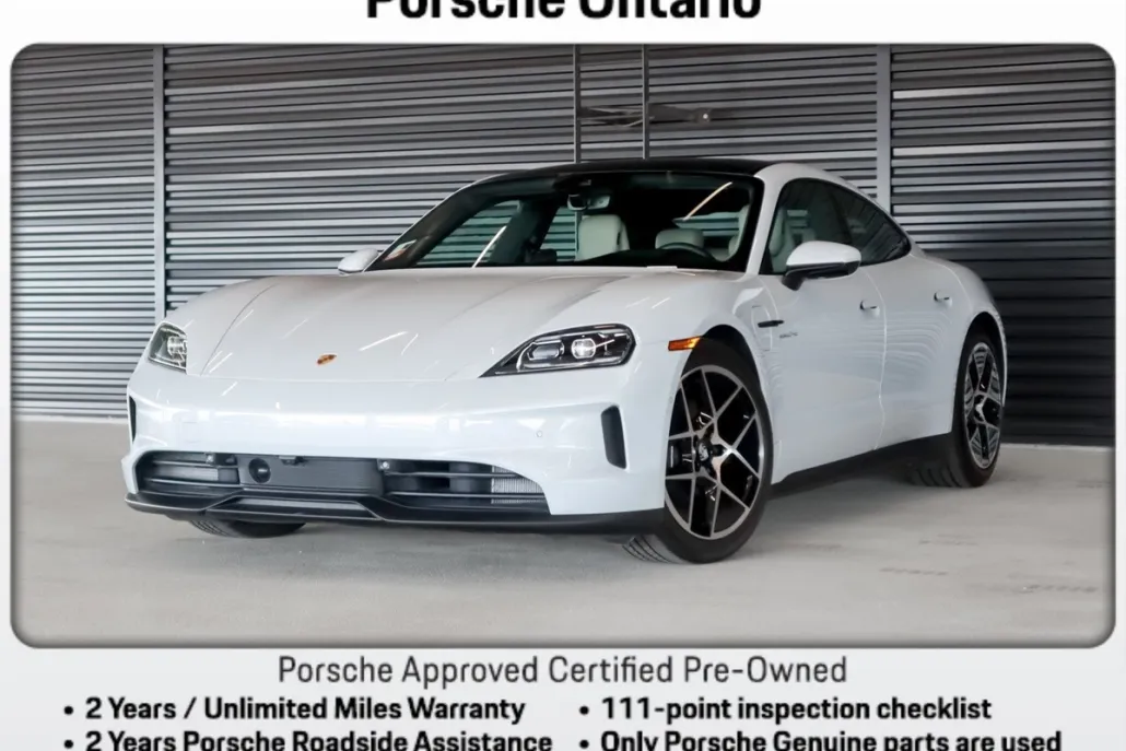 2025 Porsche Taycan photo 1