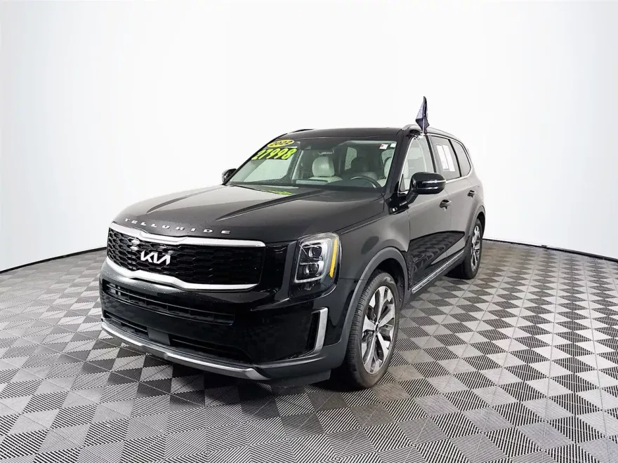 2022 Kia Telluride EX photo 1