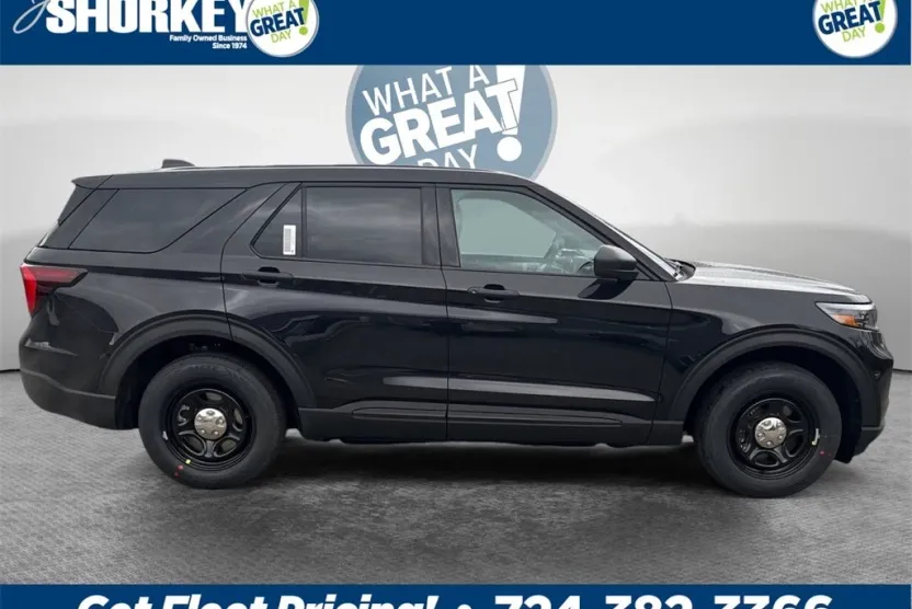 2025 Ford Explorer photo 1