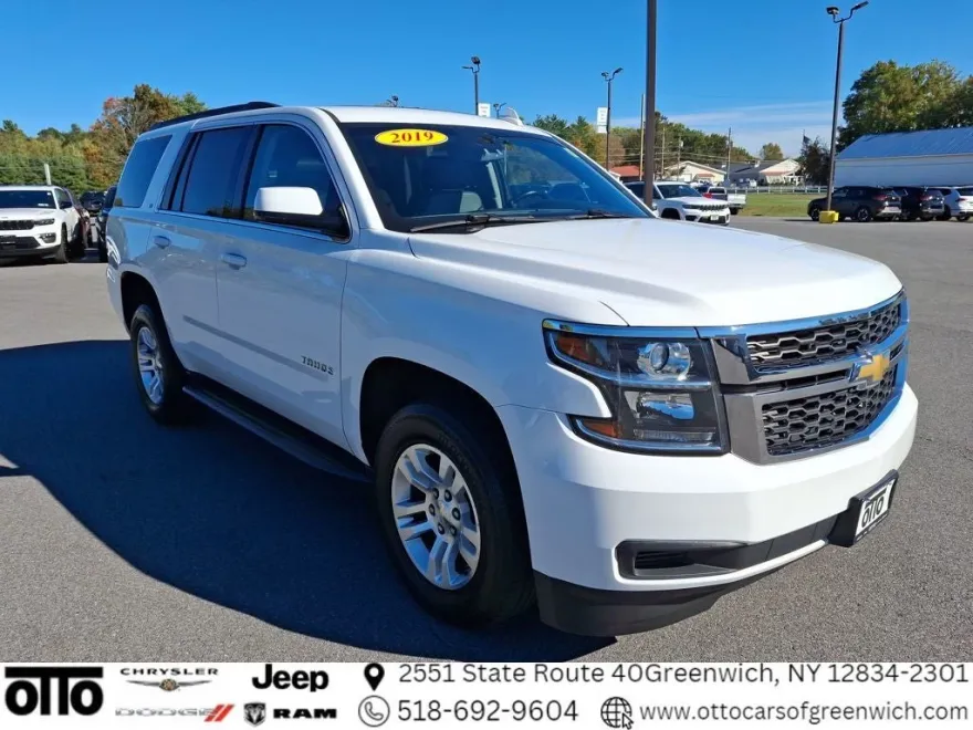 2019 Chevrolet Tahoe LT photo 1