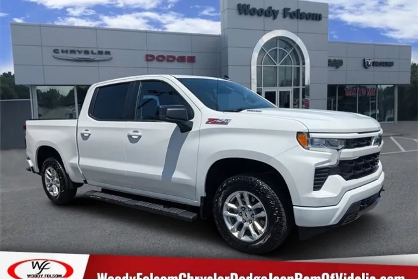 2024 Chevrolet Silverado 1500 RST photo 1
