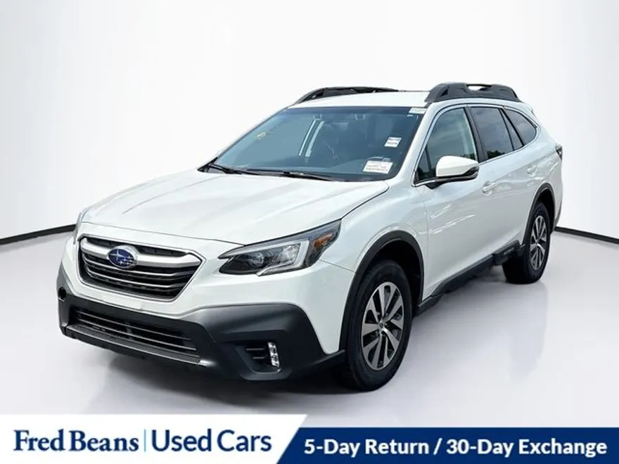 2021 Subaru Outback Premium photo 1
