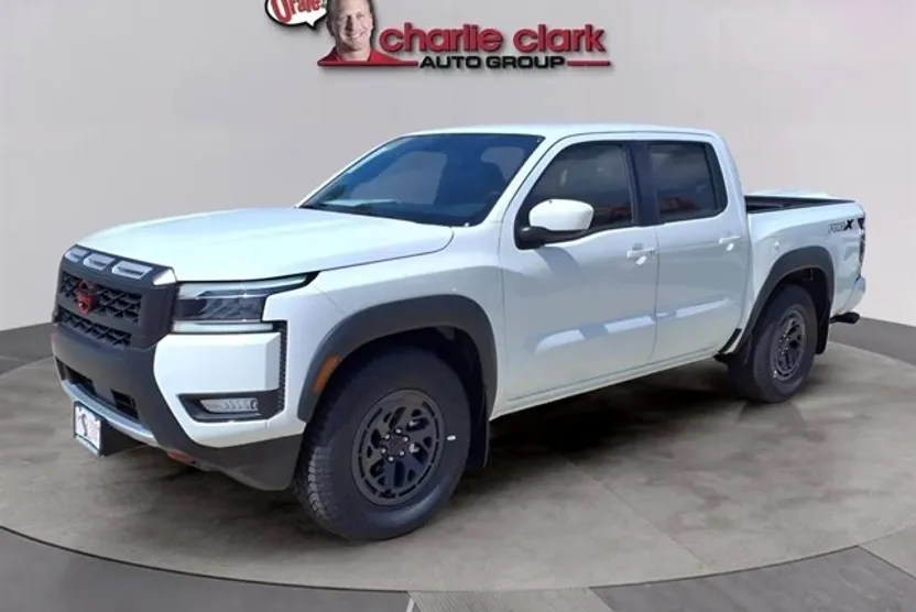 2025 Nissan Frontier PRO-X photo 1