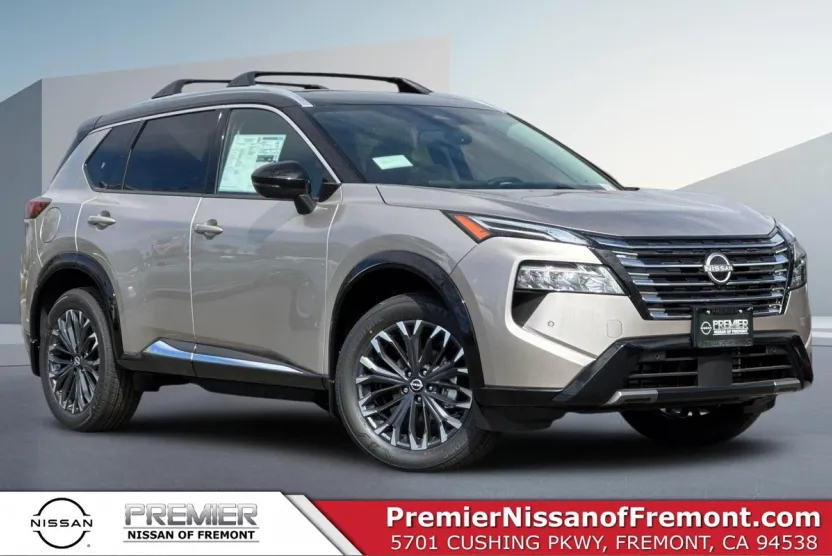 2026 Nissan Rogue Platinum photo 1