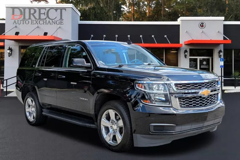 2018 Chevrolet Tahoe LT photo 1