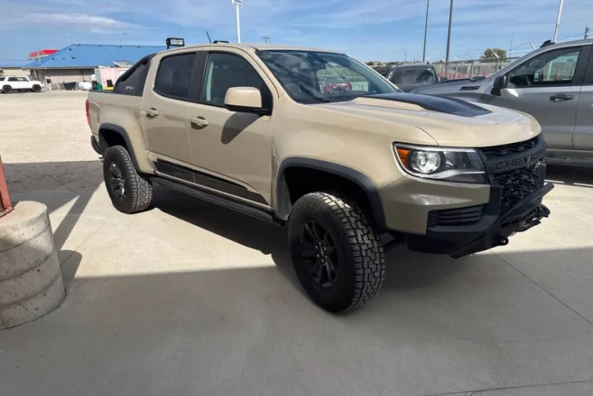 2021 Chevrolet Colorado ZR2 photo 1