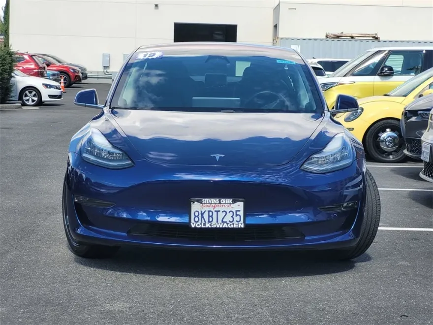 2019 Tesla Model 3 Mid Range photo 1