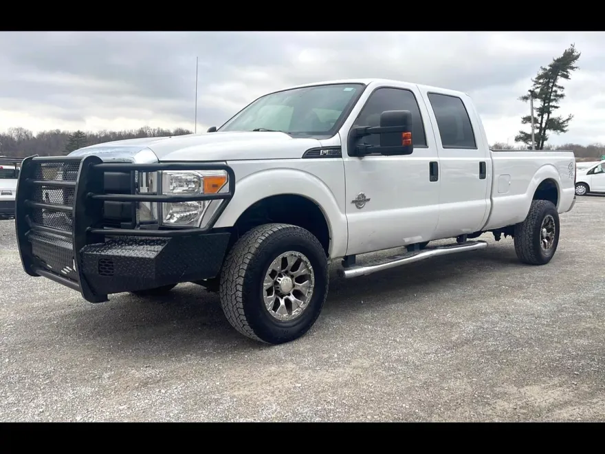 2016 Ford F-350 XLT photo 1
