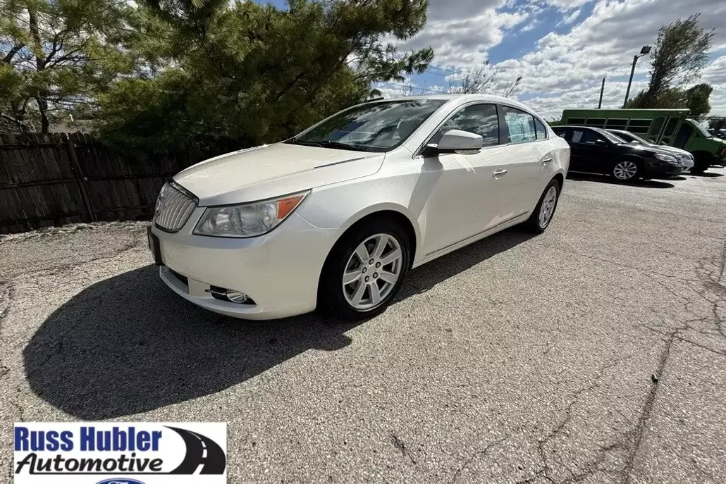 2011 Buick LaCrosse CXL photo 1