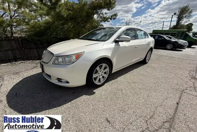 2011 Buick LaCrosse CXL photo 1