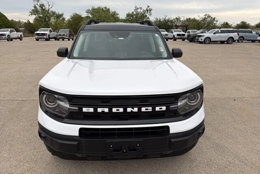 2022 Ford Bronco Sport Outer Banks photo 1